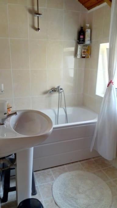 Cozy New Apartments Nea Chora Ханя Екстериор снимка