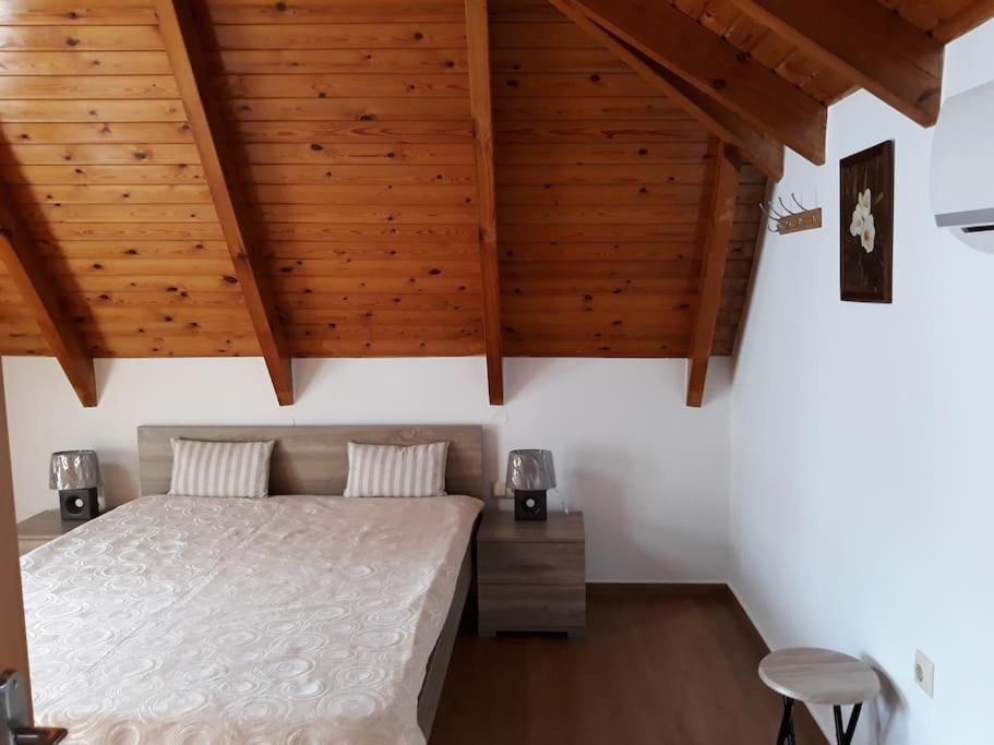 Cozy New Apartments Nea Chora Ханя Екстериор снимка