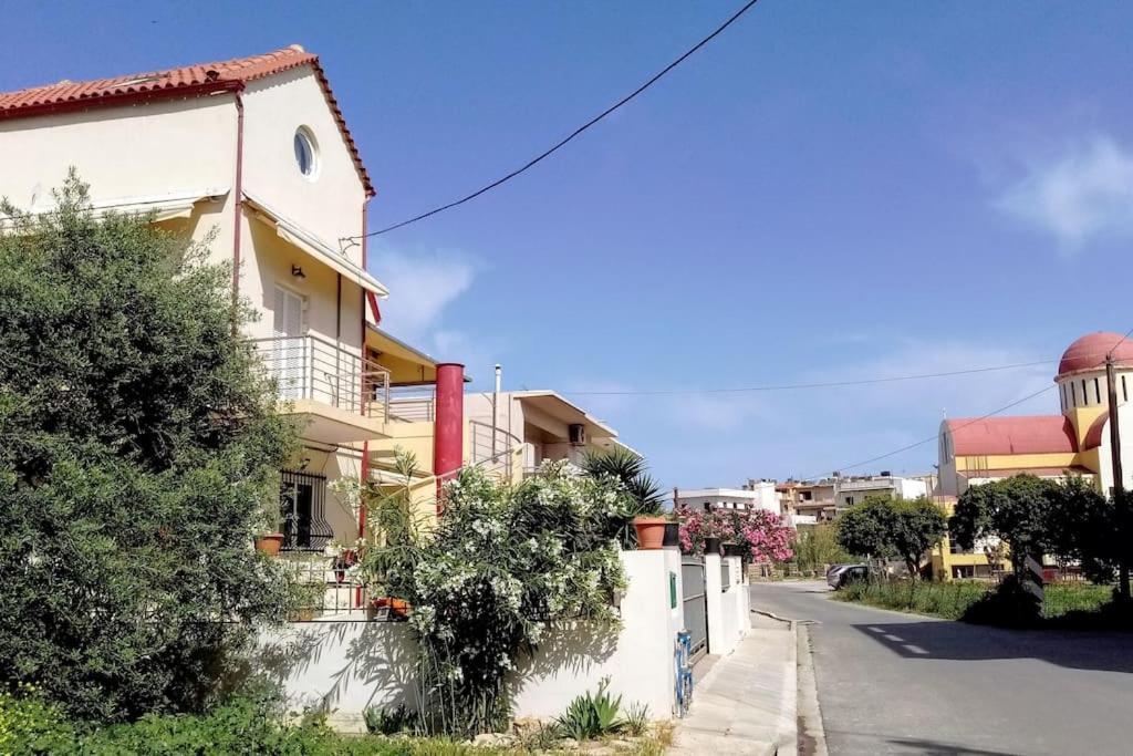 Cozy New Apartments Nea Chora Ханя Екстериор снимка